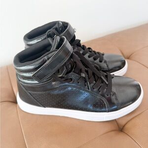 Girls hip hop black dance shoes 6.5 youth Gloss Boss Dance Sneaker